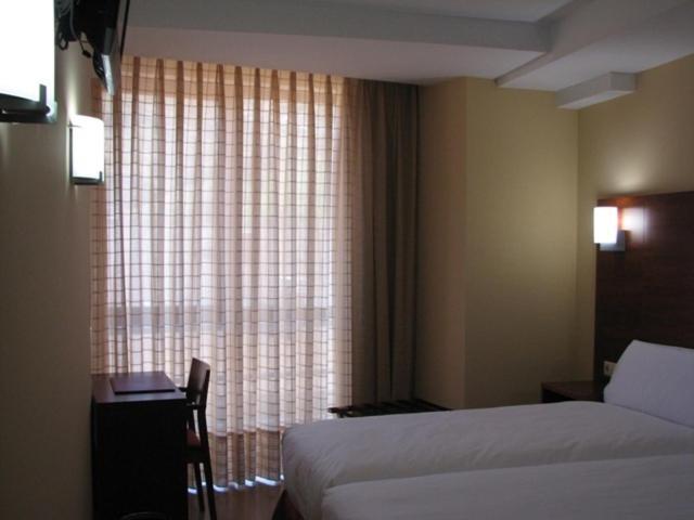 Hotel Ruta De La Plata De Asturias Pola de Lena Pokoj fotografie
